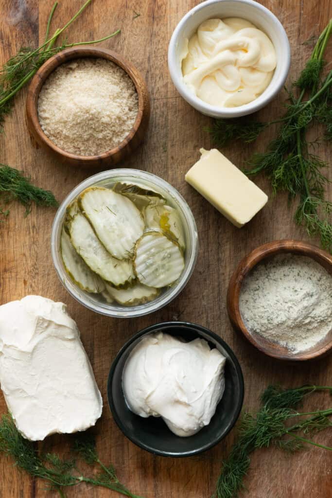Fried pickle dip ingredients.