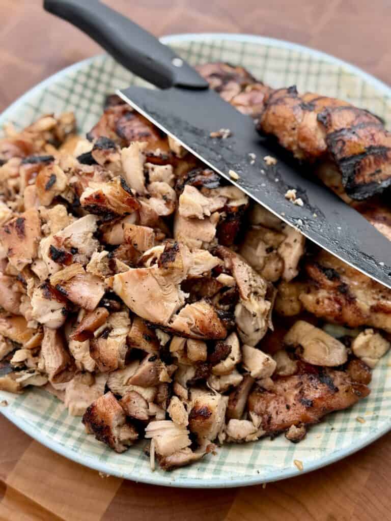 Cut chicken into small pieces.