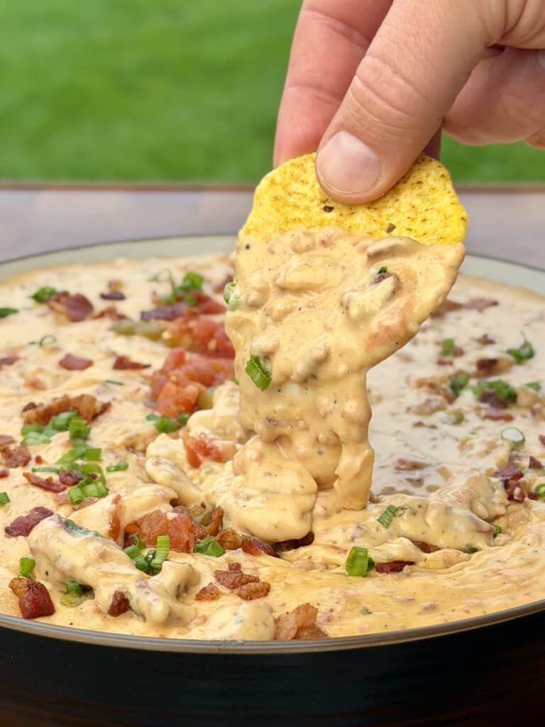 Bacon Cheeseburger Queso.